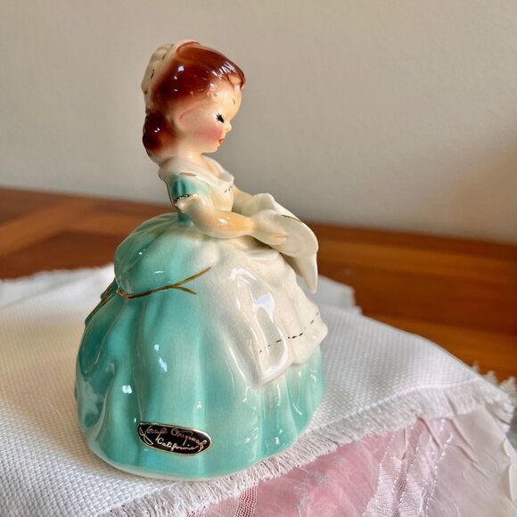 Josef Originals KATE from TOWN and COUNTRY Series, Vintage Figurines - Picture 6 of 10